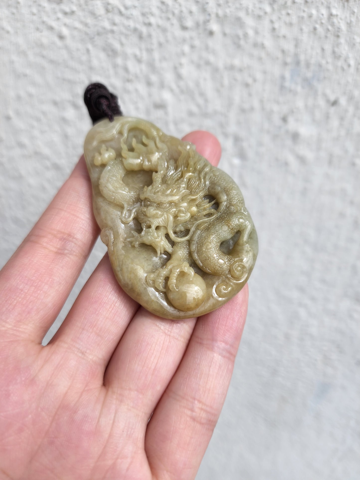 龍牌隨形全黃翡