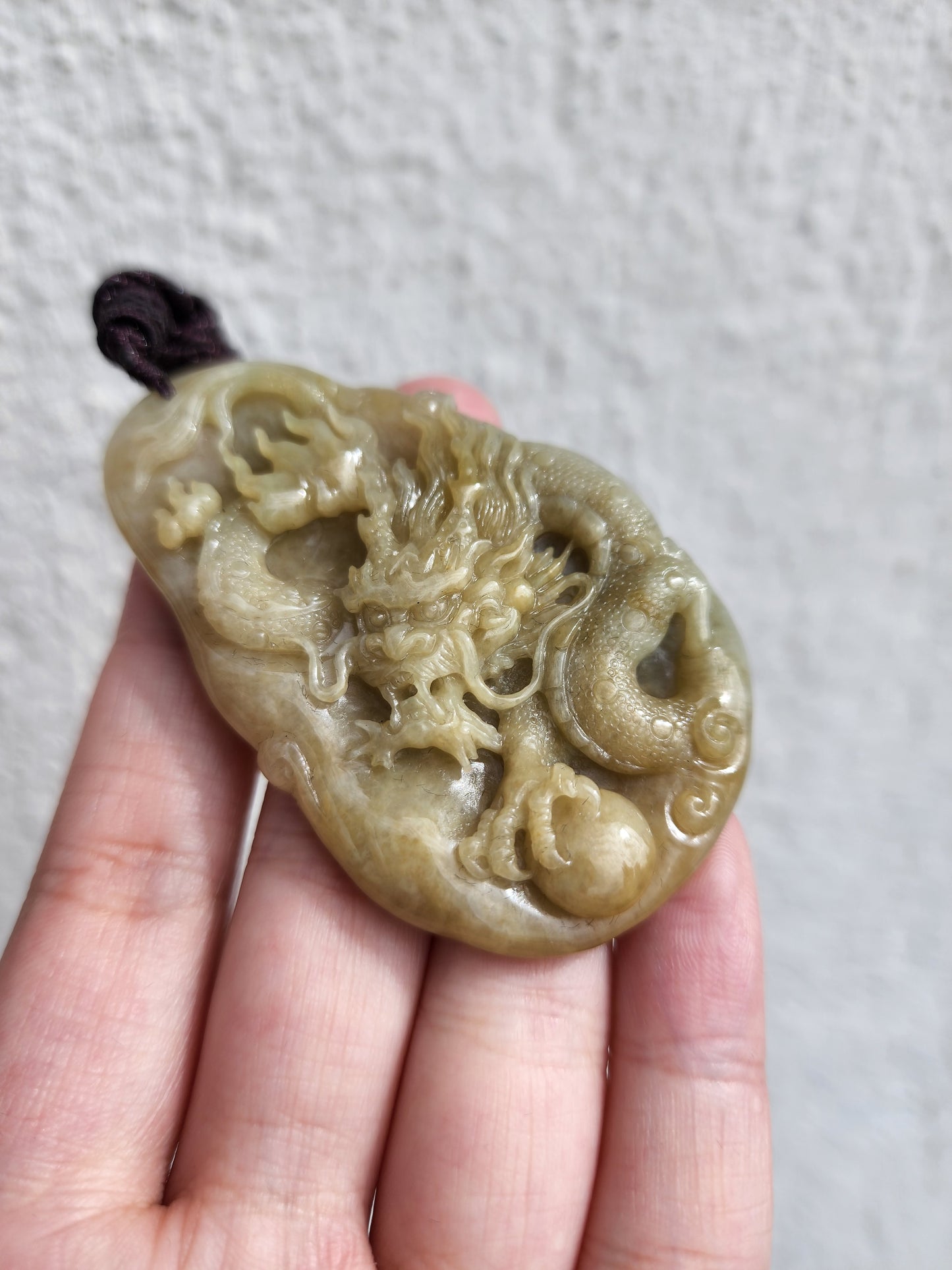 龍牌隨形全黃翡